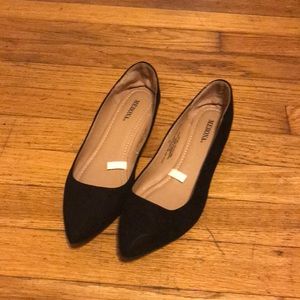 Merona Black Pointed Toe Flats